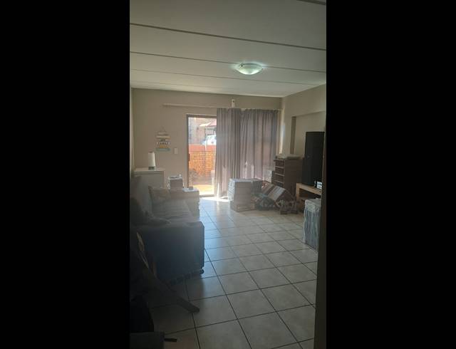 2 BEDROOM APARTMENT BLOCK TO LET IN DALPARK